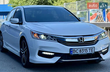 Седан Honda Accord 2016 в 