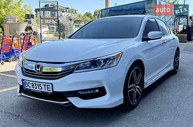 Седан Honda Accord 2016 в Львове