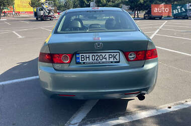 Седан Honda Accord 2003 в 