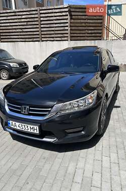 Седан Honda Accord 2013 в Киеве