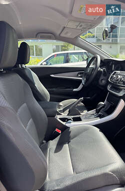Купе Honda Accord 2015 в 