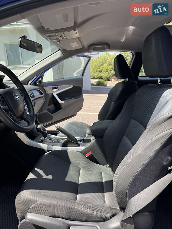 Купе Honda Accord 2015 в Киеве