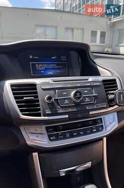 Купе Honda Accord 2015 в 