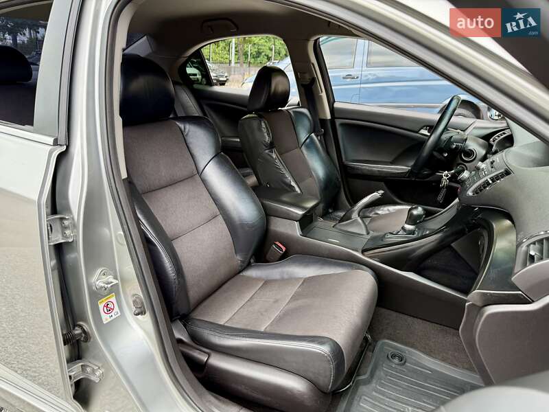 Седан Honda Accord 2010 в Харкові