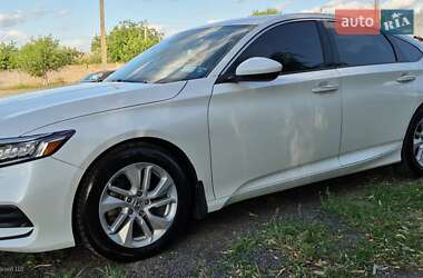 Седан Honda Accord 2019 в 