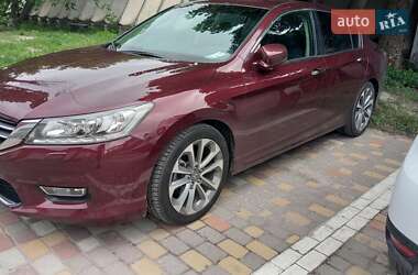 Седан Honda Accord 2013 в Киеве