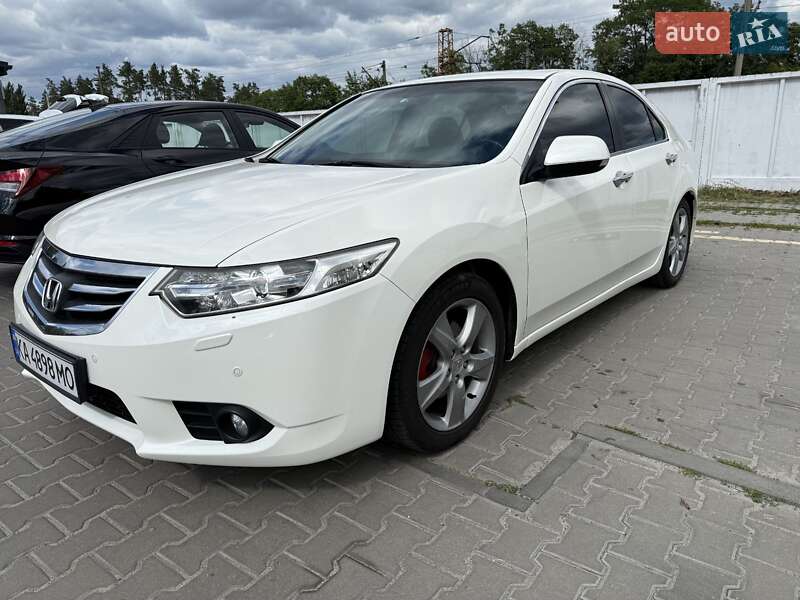 Седан Honda Accord 2011 в Ирпене