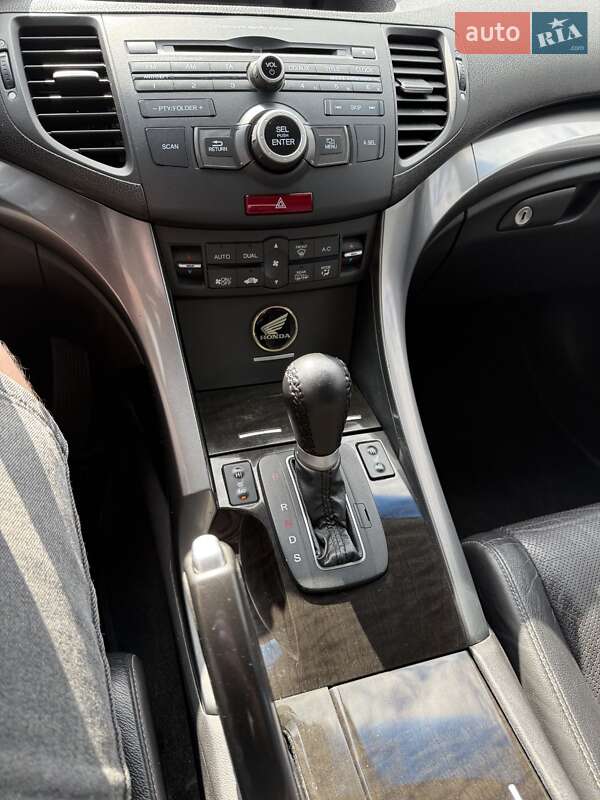 Седан Honda Accord 2011 в Ирпене