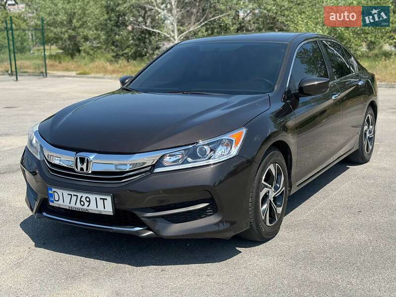 Седан Honda Accord 2017 в Запорожье