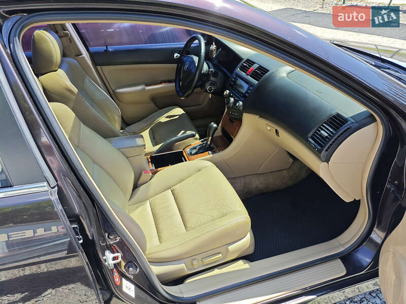 Седан Honda Accord 2006 в Киеве