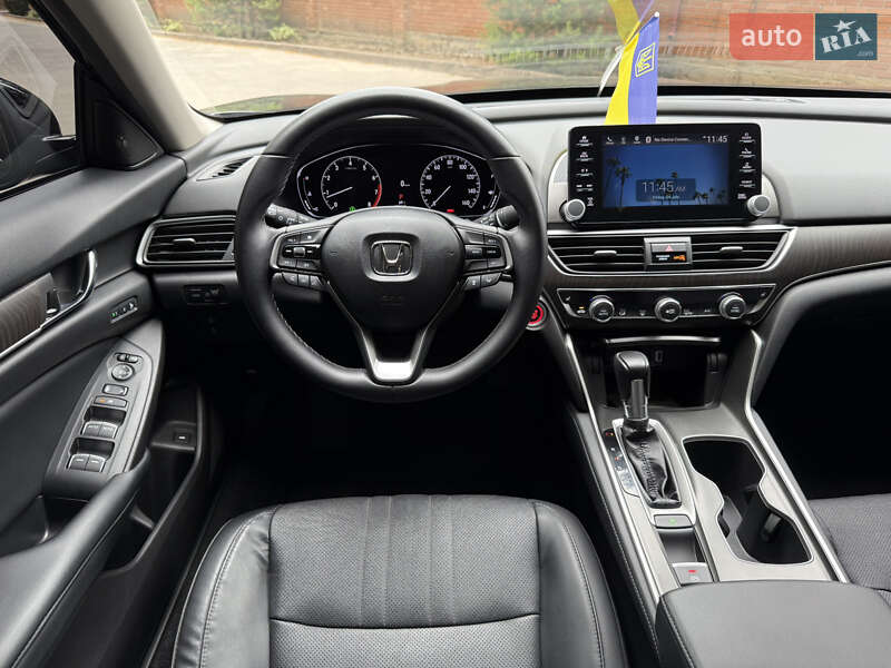 Седан Honda Accord 2018 в Львове