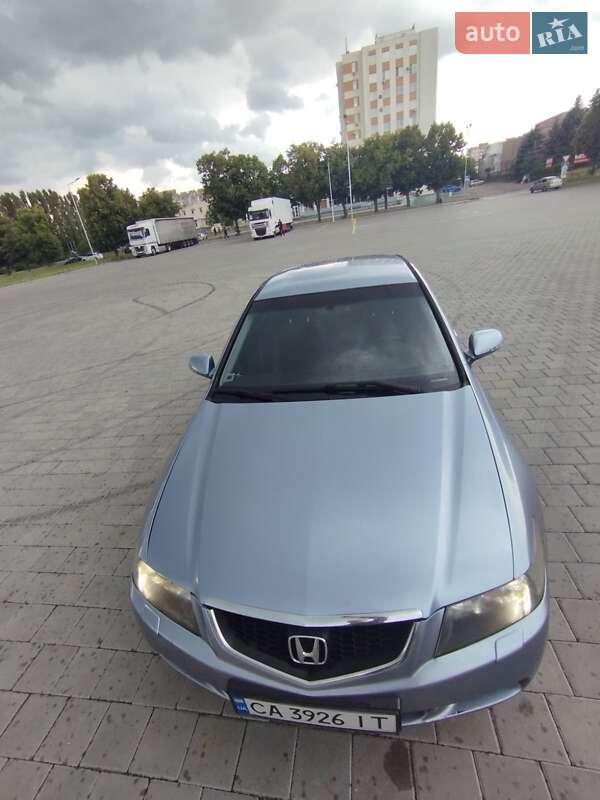 Седан Honda Accord 2004 в Черкасах