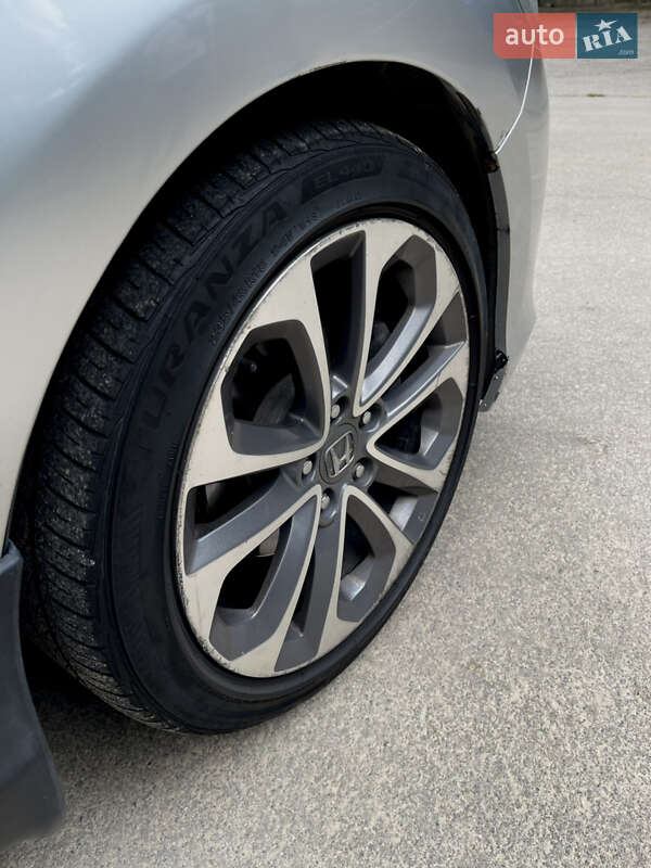 Седан Honda Accord 2013 в Днепре