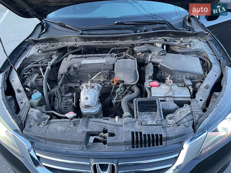 Седан Honda Accord 2015 в Києві