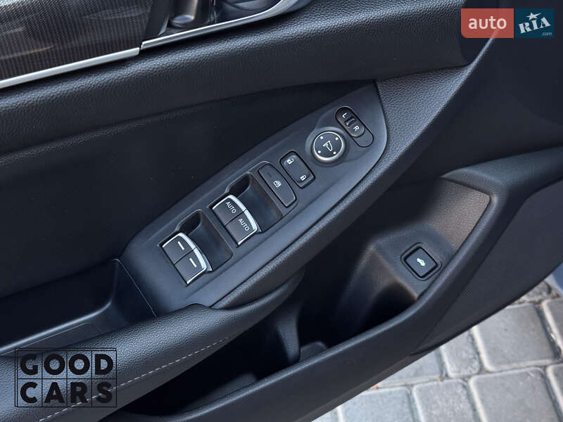Седан Honda Accord 2022 в Одессе