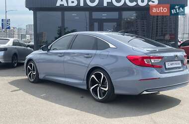 Седан Honda Accord 2022 в 