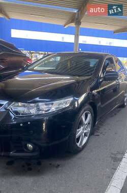 Седан Honda Accord 2011 в 