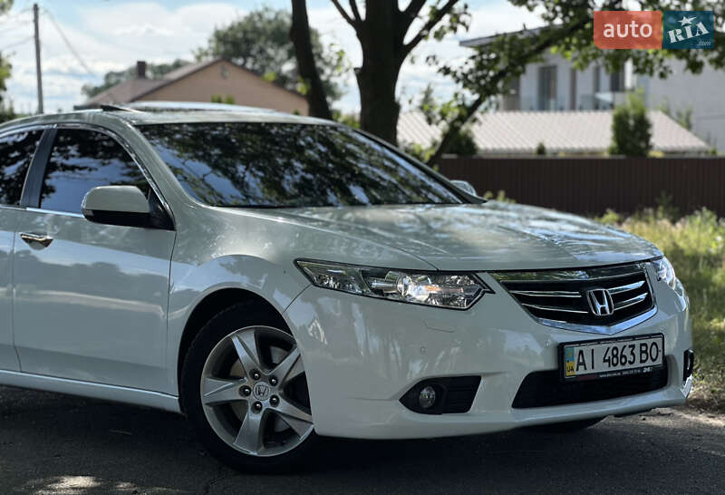 Седан Honda Accord 2012 в Кропивницком