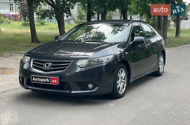 Седан Honda Accord 2011 в Киеве
