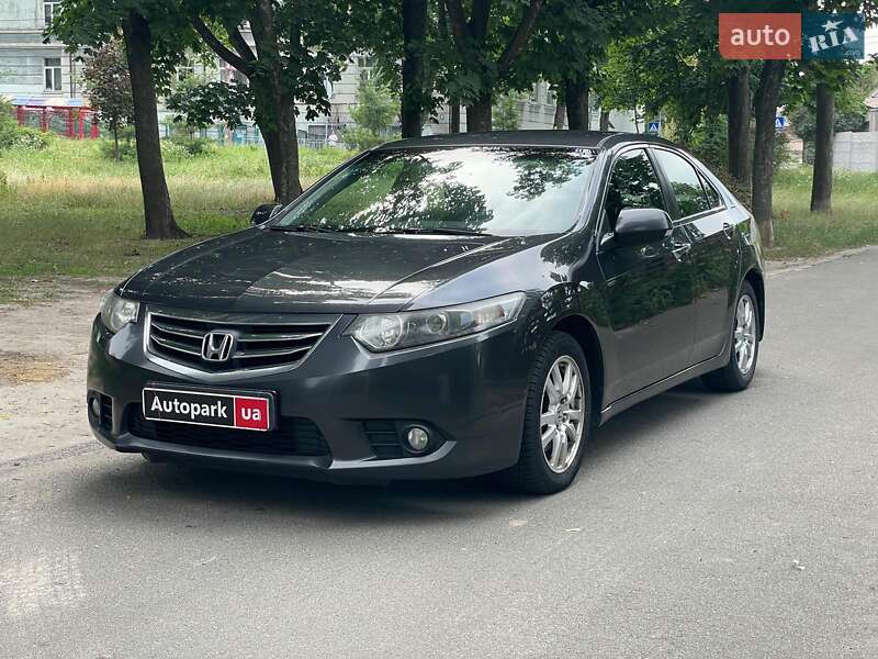 Honda Accord 2011
