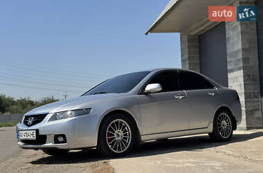 Седан Honda Accord 2004 в 