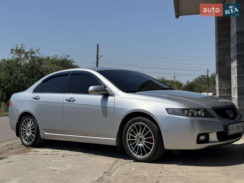 Седан Honda Accord 2004 в Харькове