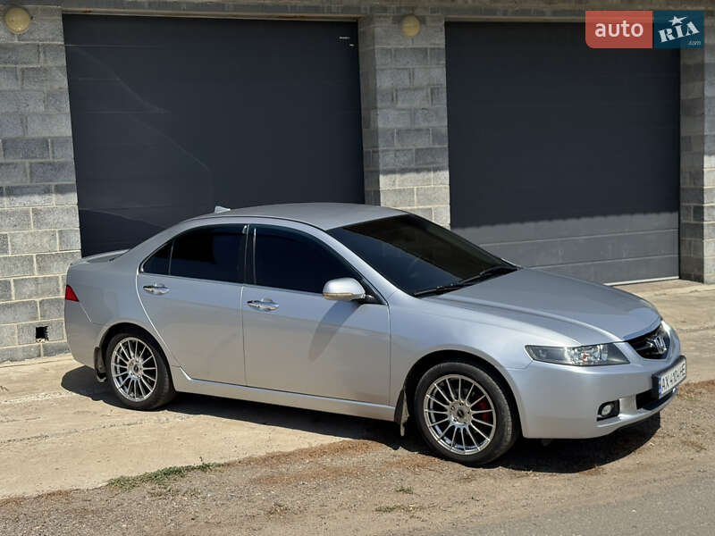 Седан Honda Accord 2004 в Харькове
