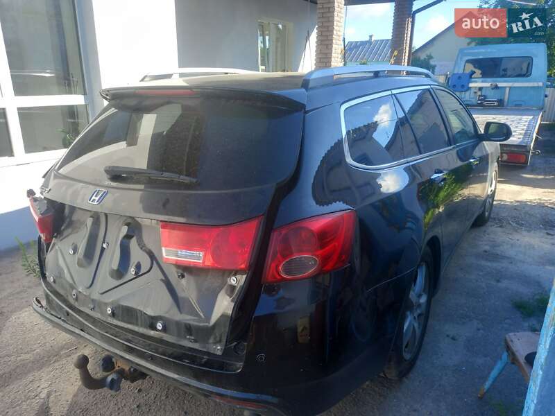 Універсал Honda Accord 2012 в Рокитному