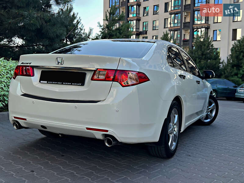Седан Honda Accord 2012 в Киеве