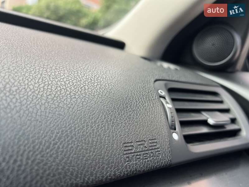 Седан Honda Accord 2012 в Киеве