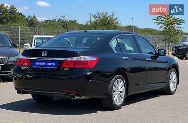 Седан Honda Accord 2013 в 