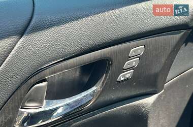 Седан Honda Accord 2013 в 