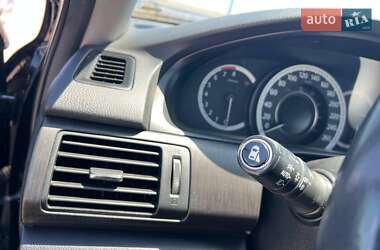 Седан Honda Accord 2013 в 