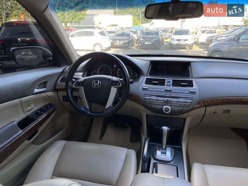 Седан Honda Accord 2008 в Виннице