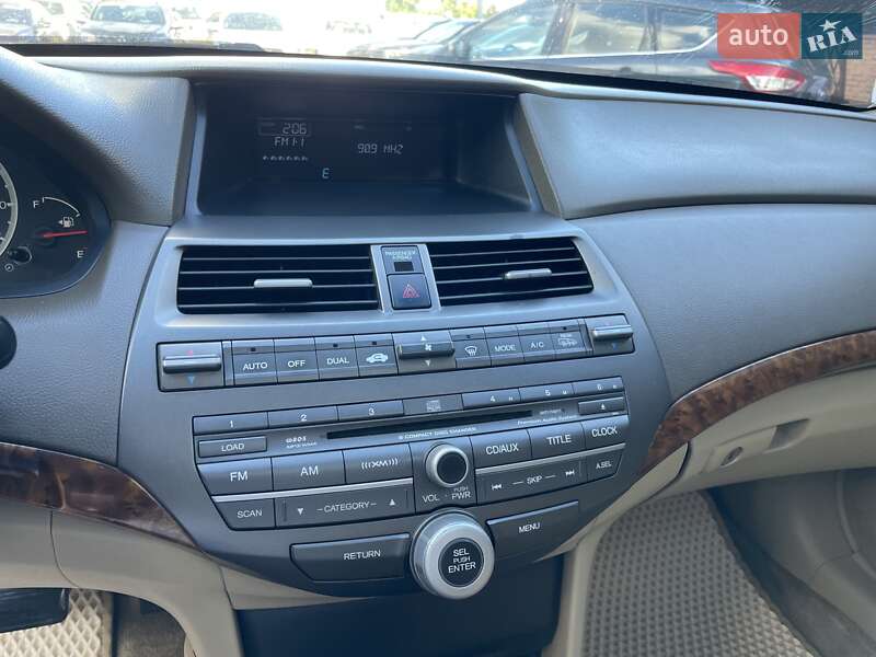 Седан Honda Accord 2008 в Виннице