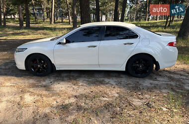 Седан Honda Accord 2011 в 