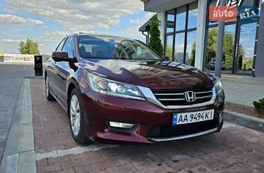 Седан Honda Accord 2014 в Киеве