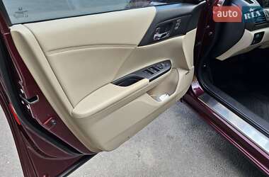 Седан Honda Accord 2014 в 