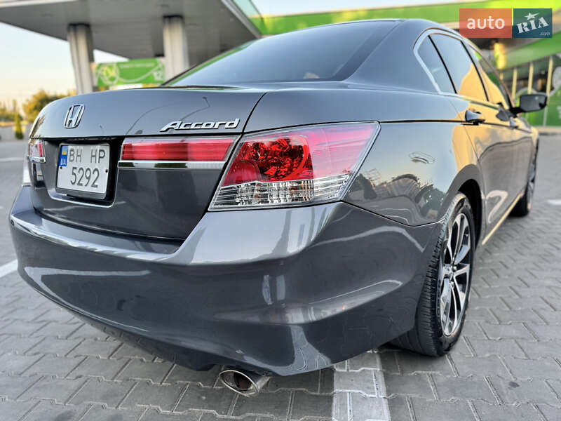 Седан Honda Accord 2011 в Одессе