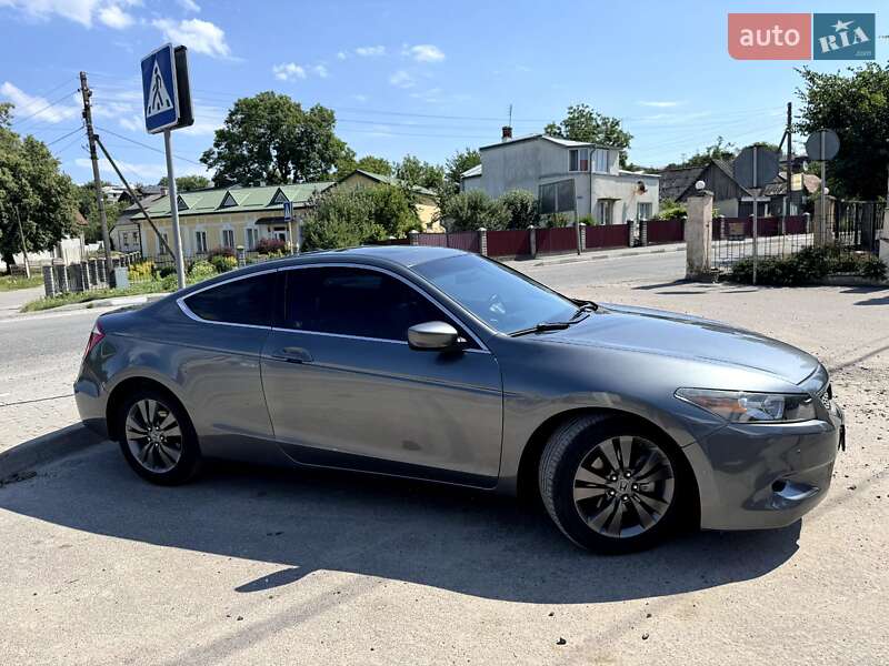 Купе Honda Accord 2008 в Рогатине