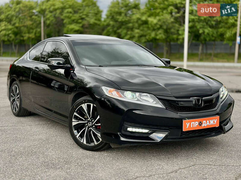 Купе Honda Accord 2016 в Днепре