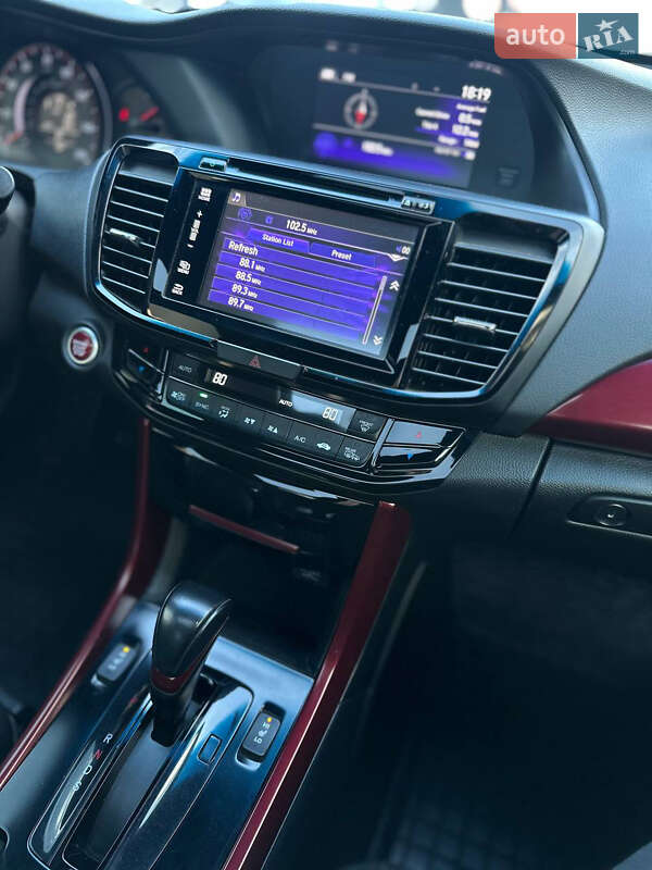 Купе Honda Accord 2016 в Днепре