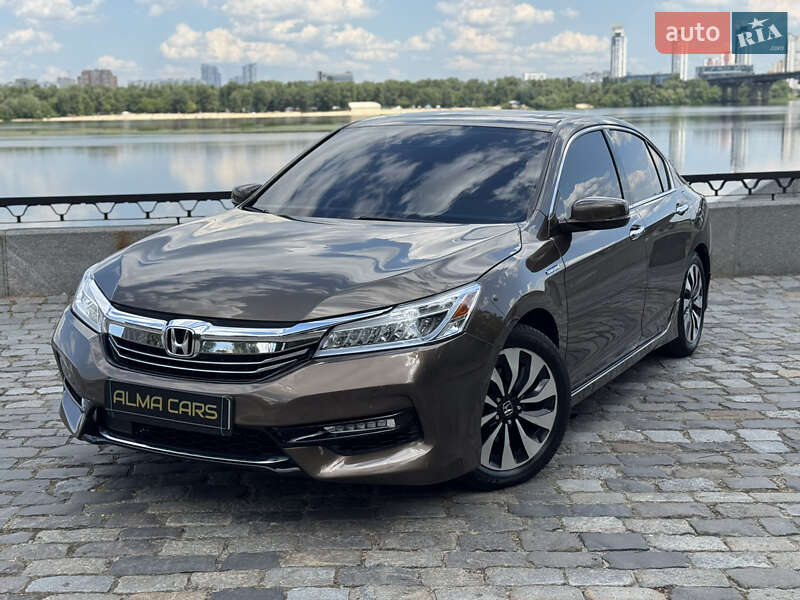 Седан Honda Accord 2017 в Киеве