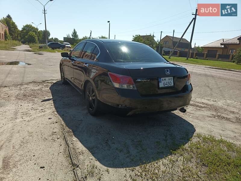 Седан Honda Accord 2007 в Олевске