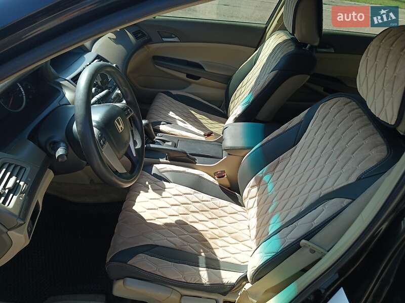 Седан Honda Accord 2007 в Олевске