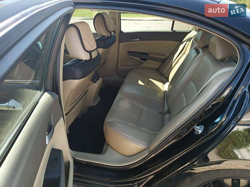 Седан Honda Accord 2007 в Олевске