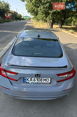 Седан Honda Accord 2022 в 