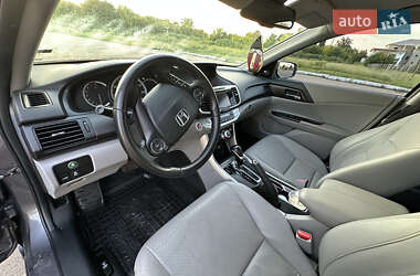 Седан Honda Accord 2014 в 