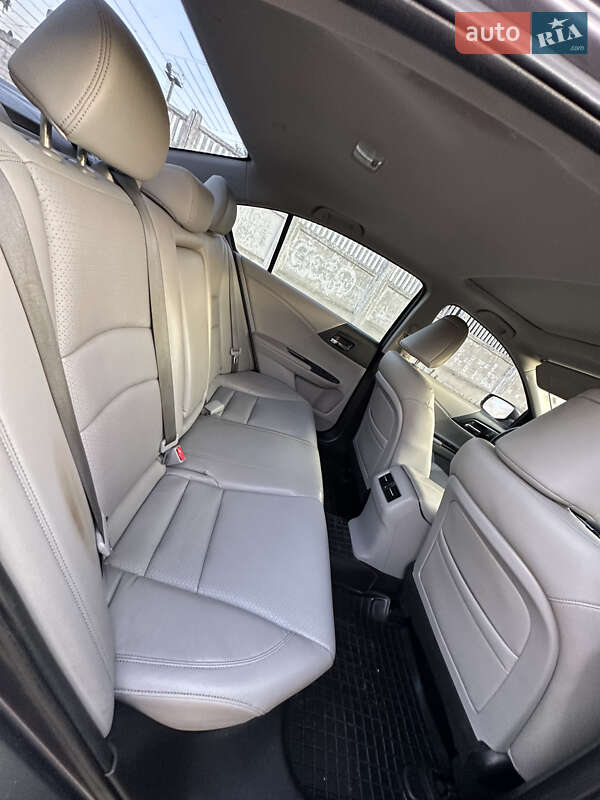 Седан Honda Accord 2014 в Прилуках