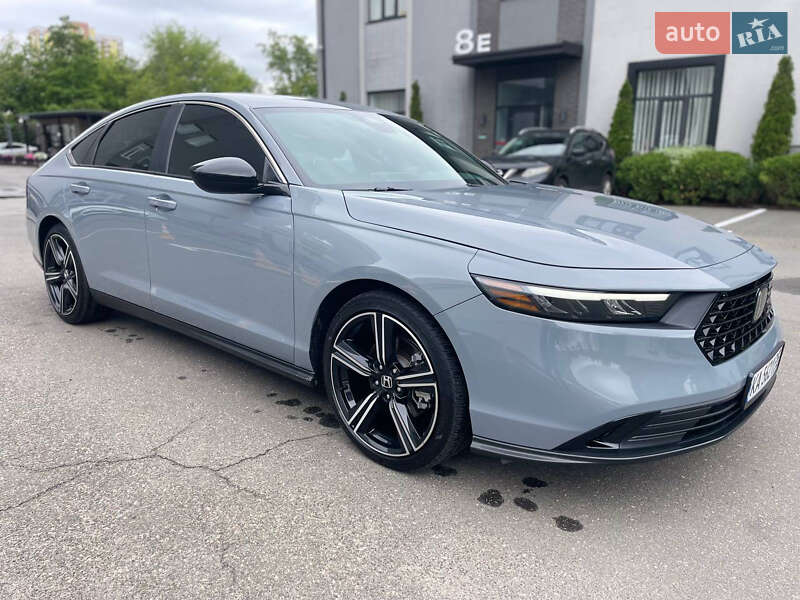 Седан Honda Accord 2023 в Києві